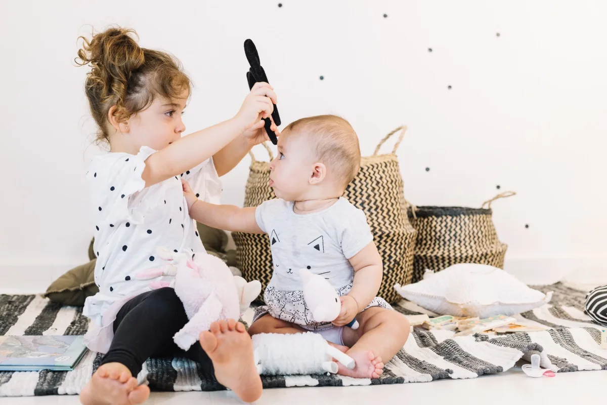 Policy Safeguards the Rapid Development of Children's Cosmetics in China
